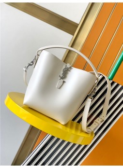 LE 37 SMALL IN SHINY LEATHER BUCKET BAG White High